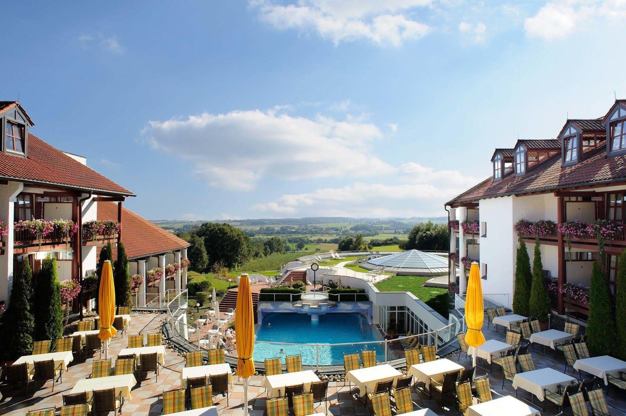 Hotel Furstenhof - Wellness- Und Golfhotel Bad Griesbach  Dış mekan fotoğraf